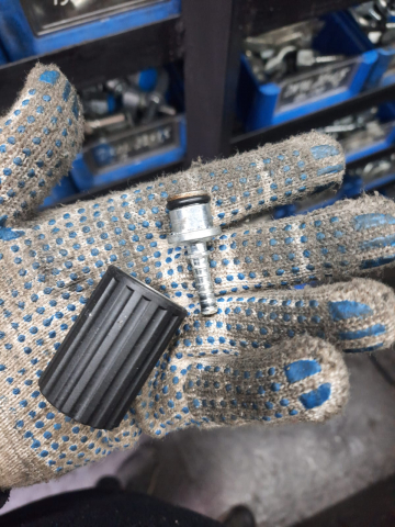 Как продлить срок службы шлангов для автомоек