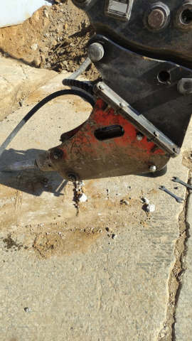 Как узнать, что гидромолот пора заправлять азотом