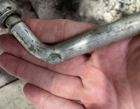 Ремонт РВД трубок автокондиционера своими руками: стоит ли рисковать?